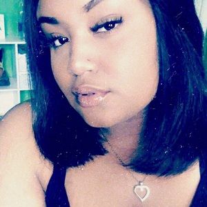 Meet your Posher, Carolyn